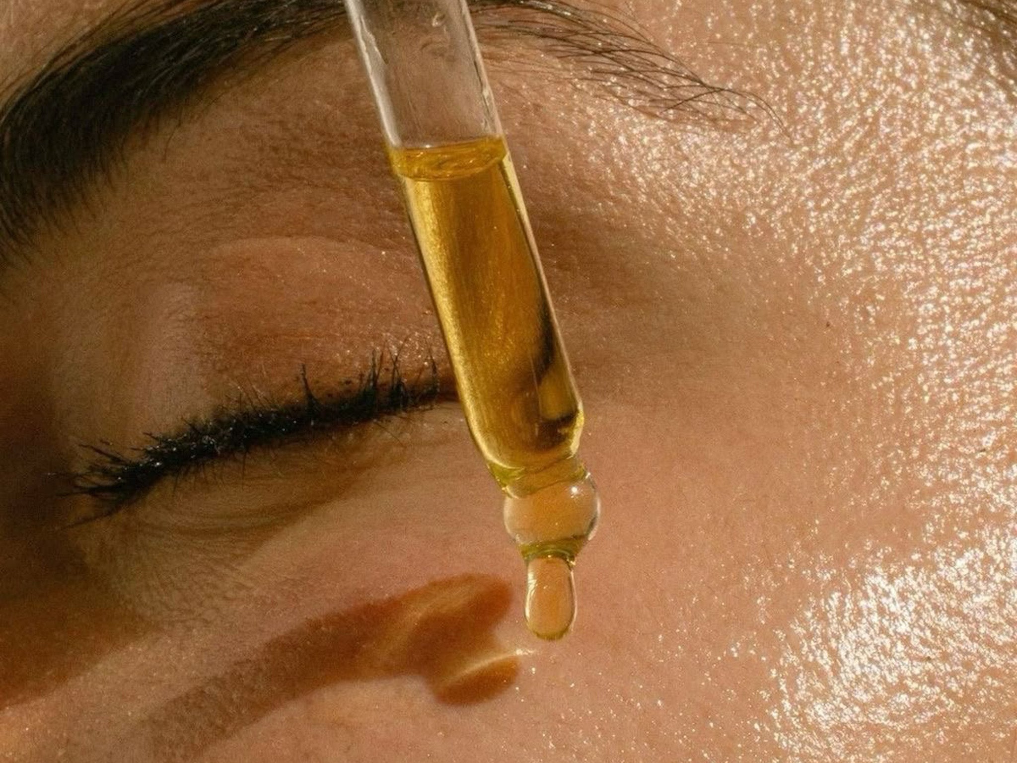 Face Oil Benefits: The Unsung Hero of Skincare | B.BOLD
